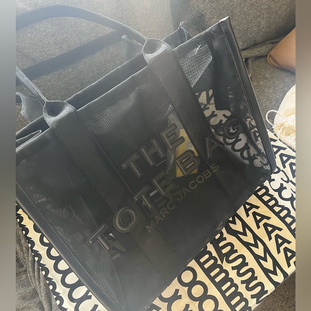 💯 Marc Jacobs The large Mesh Tote Authentic ❤️